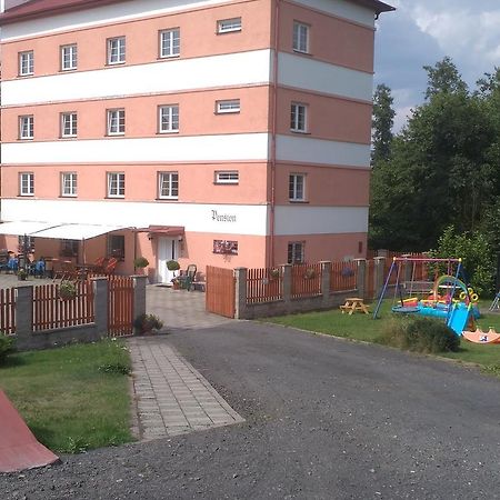Penzion Hajsky Mlyn Nebanice Екстер'єр фото